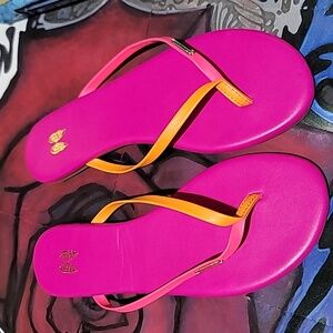 Victoria's secret flip flops size 7